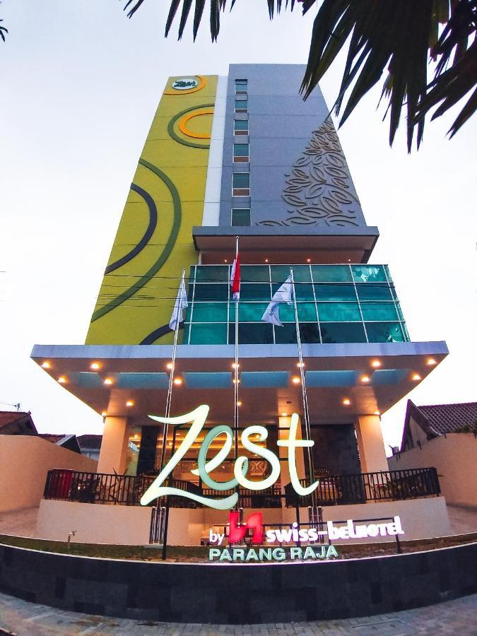 Zest Parang Raja Solo By Swiss-Belhotel International Bonorejo Extérieur photo