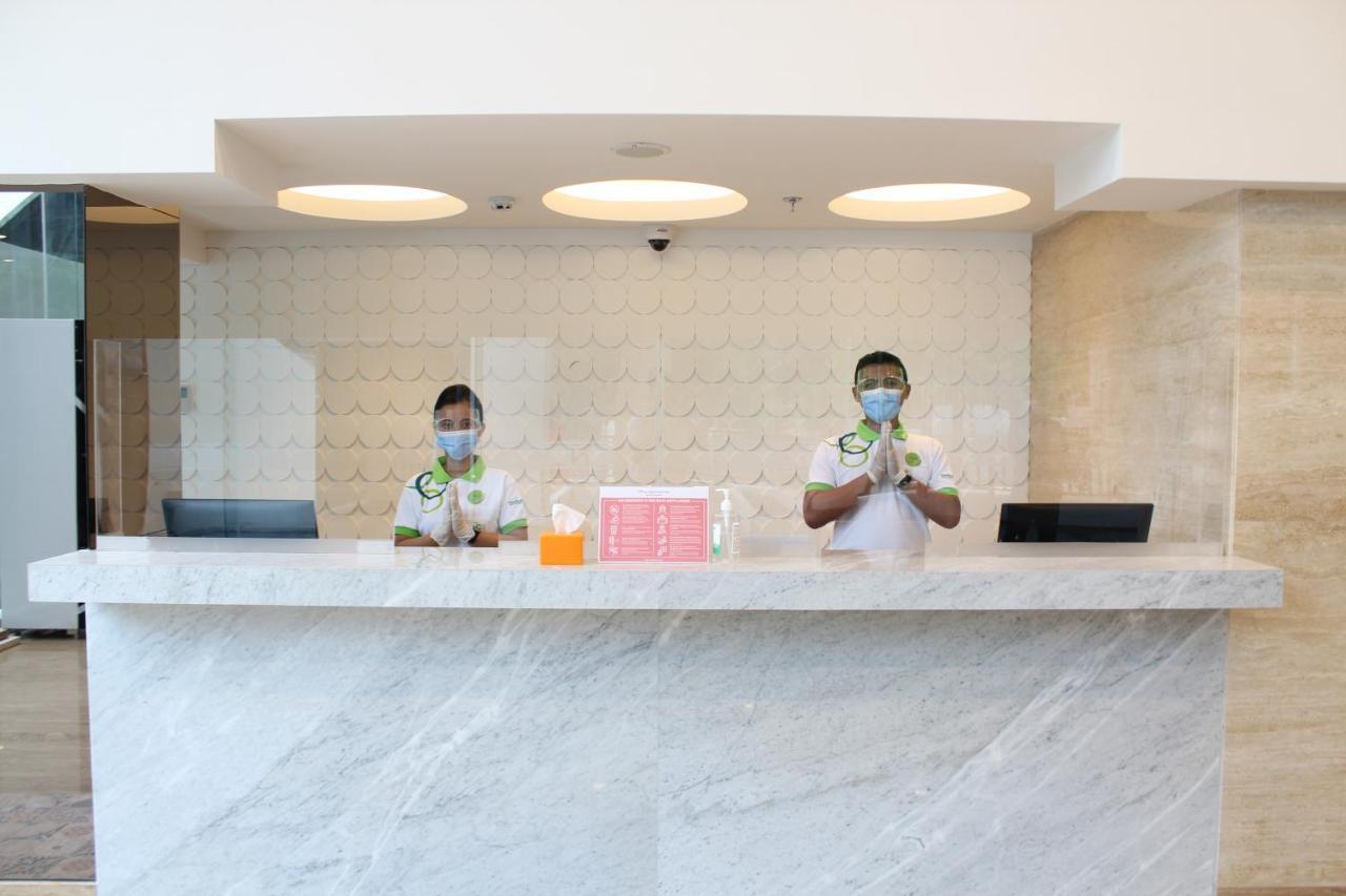 Zest Parang Raja Solo By Swiss-Belhotel International Bonorejo Extérieur photo